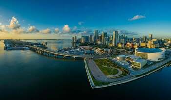 Summitul G20 va avea loc la complexul său de golf din Miami, anunţă Trump / Președintele SUA ”şi-ar dori foarte (…)