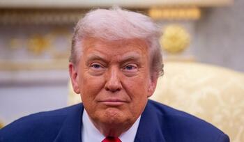 Donald Trump revine asupra acuzaţiilor de trădare şi ideii de 