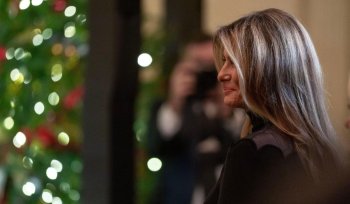 Imagini virale după vizita Melaniei Trump la un spital de copii. Momentul a avut loc de faţă cu presa