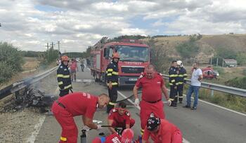 Accident rutier grav între doi motociclişti, în judeţul Constanţa. Una dintre motociclete a luat foc