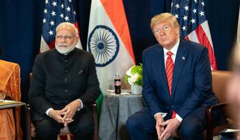 Donald Trump susţine că premierul Narendra Modi i-a promis că India nu va mai cumpăra petrol din Rusia