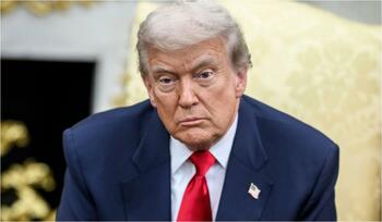 Trump a semnat legea prin care obligă Departamentul de Justiţie să facă public dosarul Epstein