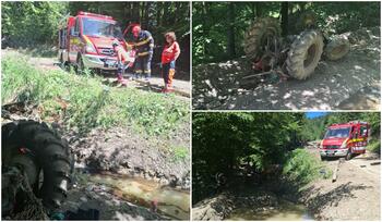 Tânăr grav rănit, după ce s-a răsturnat cu tractorul într-o pădure din Suceava. A fost salvat în ultima clipă