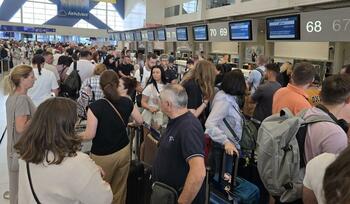 Haos pe aeroportul Otopeni, după o defecțiune la o aeronavă. Zborul spre Antalya a decolat cu 3 ore întârziere
