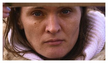 A bătut-o în propria casă: bărbat de 67 de ani, reţinut după ce şi-a atacat partenera la Roşiori de Vede