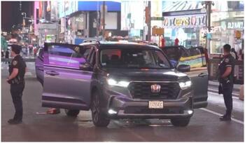 Atac armat în Times Square. Trei oameni au fost împuşcaţi după un conflict spontan care a degenerat