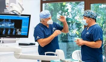 (P) Lucrare protetică fixă pe implant All-on-4: procedura pas cu pas