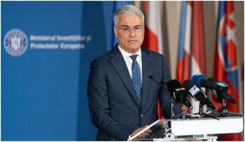 Microbuzele şcolare electrice, de două ori mai scumpe în unele județe. Ministrul Investiţiilor cere anchetă