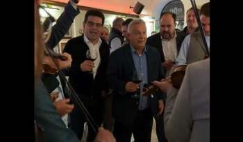 Viktor Orbán despre vizita din Cluj Napoca: „Ce nebună e politica, ajungi într-un pub, dai de un țigan, cânți două (…)