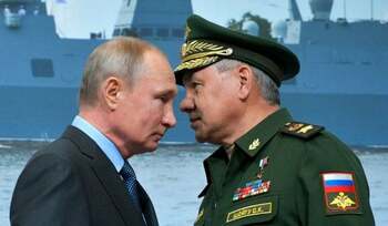 Cum a lăsat Vladimir Putin 118 marinari ruși să moară în submarinul nuclear Kursk, scufundat acum 25 de ani în (…)