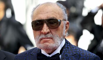 „Ion Țiriac, un Trump al Europei”. E convins că magnatul ar fi un președinte mai bun decât Nicușor Dan!