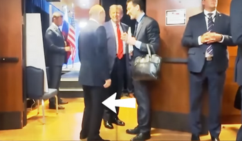 VIDEO 'Atenție la picioarele lui Putin. Ce nu e în regulă cu ele?': toată lumea a observat mișcările suspecte de la (…)