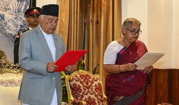 După REVOLUȚIA care a amuțit o lume, NEPALUL numește prima femeie premier din istorie