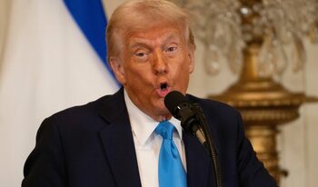 Administrația Trump vrea să reducă aparatul administrativ federal cu 300.000 de angajați