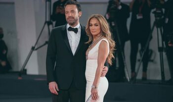 Jennifer Lopez, melodie nouă despre relația cu Ben Affleck: „Sunt mai puternică după dezastrul pe care l-ai lăsat în (…)