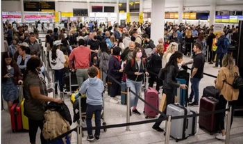 Țara care renunță la verificarea actelor de identitate în aeroporturi