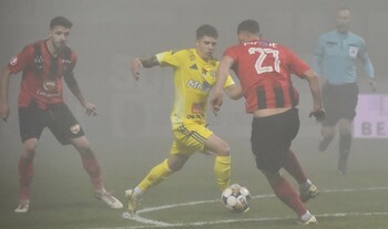 Ungurii au râs de meciul din Superliga când au văzut în ce condiții s-a jucat. Cum au numit partida Csikszereda – (…)