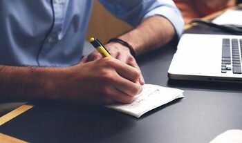 AMOFM București organizează cursuri gratuite de calificare pentru persoanele aflate în căutarea unui loc de muncă