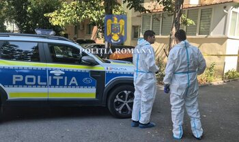 (VIDEO) Crimă urmată de tentativă de sinucidere la Craiova. Femeie ucisă de soț în propriul apartament