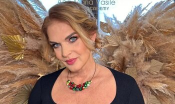 Actriţa Manuela Hărăbor susţine că a fost concediată din cauza „expunerii sale politice