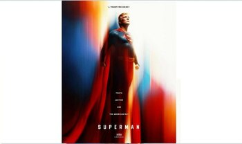 Donald Trump, ironizat în mediul online după ce Casa Albă a postat o fotografie cu el costumat ca Superman. „Știe că (…)
