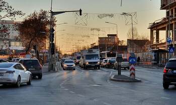 Traficul rutier restricţionat pe mai multe străzi din București în acest weekend. Vezi rutele ocolitoare