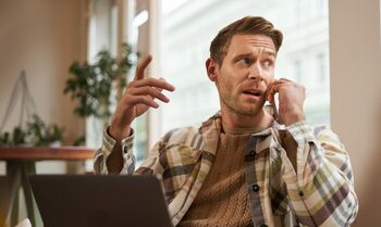 Noua escrocherie folosită de infractorii cibernetici: Cum poți fi păcălit cu o ofertă falsă de credit