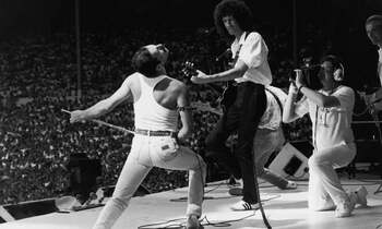 Bob Geldof, organizatorul Live Aid, i-a spus lui Freddie Mercury „să nu facă pe deșteptul” înainte de concertul din (…)