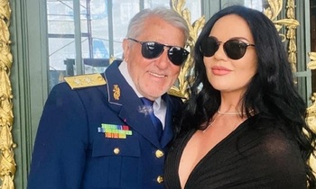 Ioana și Ilie Năstase s-ar fi împăcat! Fostul tenismen, surprins în timp ce încerca să-i reintre în grații brunetei. (…)