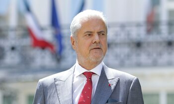 „Un oarecare păcălici”. Adrian Năstase îl ironizează pe Vlad Gheorghe, după ce acesta a cerut retragerea (…)