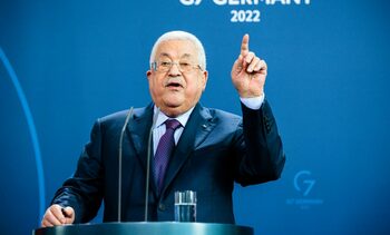 Autoritatea Palestiniană cere Washingtonului să „revină asupra deciziei” de a nu acorda vize delegaţiei palestinien (…)