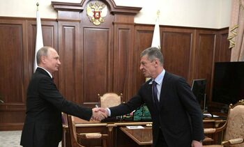 Dmitri Kozak, un vechi asociat al lui Putin, a demisionat din funcția de la Kremlin. El s-a opus invaziei Ucrainei (…)