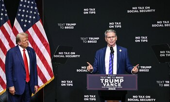Secretarul Trezoreriei SUA avertizează cu privire la tarife vamale mai mari din 9 iulie, în timp ce Trump e (…)