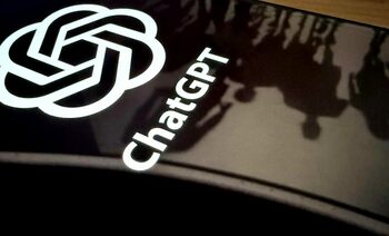 Peste 1 milion de oameni discută săptămânal cu ChatGPT despre sinucidere. OpenAI publică cifre îngrijorătoare despre (…)