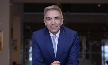 Dragoş Anastasiu revine asupra reducerii salariilor cu 20% la cei care câștigă mai bine decât președintele. „Există (…)