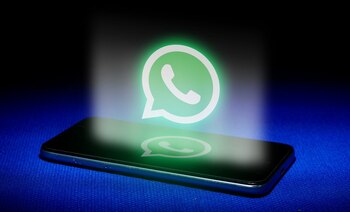 Putin îi lasă pe ruși fără WhatsApp și YouTube. Kremlinul invocă măsuri pentru „asigurarea securităţii”