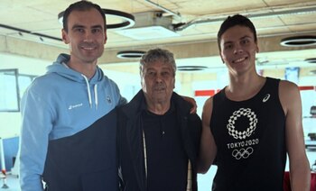 Antrenamentul lui Popovici, întrerupt de o vizită surpriză. Mircea Lucescu, față în față cu campionul. Povestea (…)