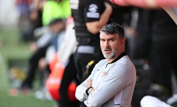 UTA a învins Metaloglobus, 2-0, iar Adrian Mihalcea a oferit declarația serii: „Lumea se gândea când arunc prosopul (…)