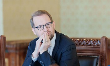 Dominic Fritz susține săptămâna aceasta examenul pentru obţinerea cetăţeniei române. „Nu ştie nici mama în ce zi. Nu (…)