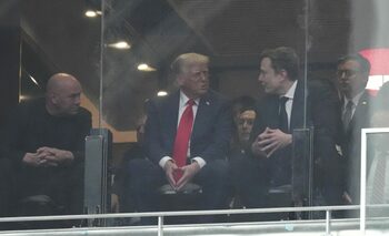 Trump și Musk, din nou împreună, la funeraliile lui Charlie Kirk