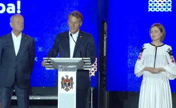 VIDEO Emmanuel Macron și Donald Tusk s-au adresat în limba română moldovenilor, de Ziua Independenței Republicii (…)