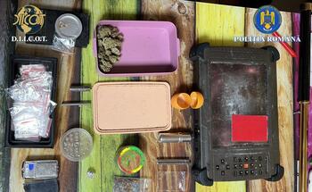 Trei suspecți de trafic de substanțe ilegale, arestați în urma unor operațiuni ale DIICOT și BCCO Oradea