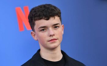 Cine este Owen Cooper, adolescentul care a făcut istorie la Emmy și a cucerit Netflix cu „Adolescence”. S-a învoit (…)