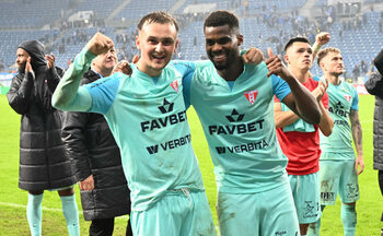 A ucis-o pe Craiova și a început să plângă cu iubita lui și cu tatăl său: „Dumnezeu dă lucruri grele oamenilor (…)