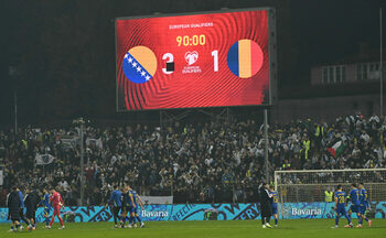 Ce nu s-a văzut la TV după înfrângerea cu Bosnia: „Românii au provocat! Poliția a intervenit imediat”