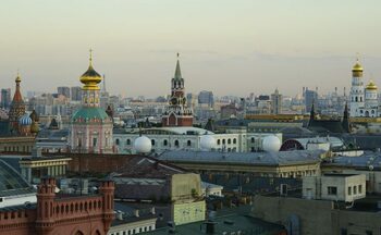 Atac lângă Moscova: O dronă a intrat în etajul 14 al unui bloc de locuințe