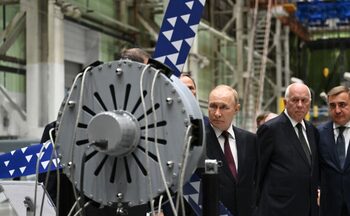 Economia de război a lui Putin gâfâie: Titanii industriali din Rusia dau afară muncitori