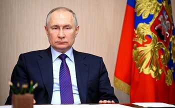 Vești proaste pentru Putin. Războiul și dobânzile sufocă economia Rusiei