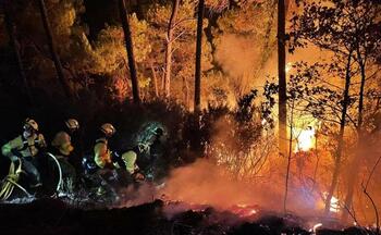 Pompierii români acţionează într-o regiune din Spania grav afectată de incendiile de vegetaţie