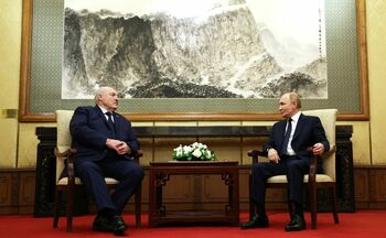 Lukașenko joacă la două capete în partida „Occident vs Rusia”. „«Fratele mai mic al lui Putin», folosit pentru a (…)